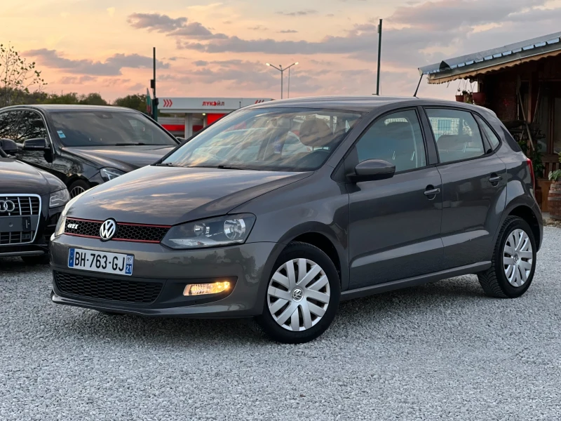 VW Polo 1.6 TDi, снимка 1 - Автомобили и джипове - 47454956