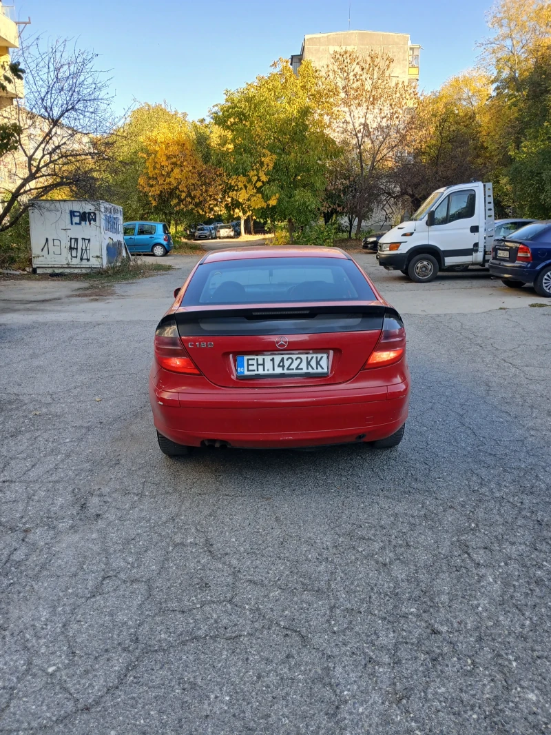 Mercedes-Benz C 180, снимка 16 - Автомобили и джипове - 47723619