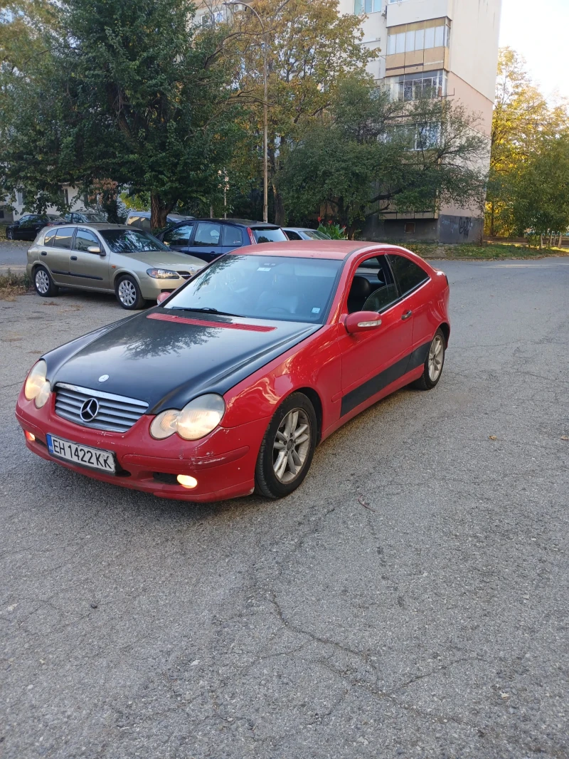 Mercedes-Benz C 180, снимка 2 - Автомобили и джипове - 47723619