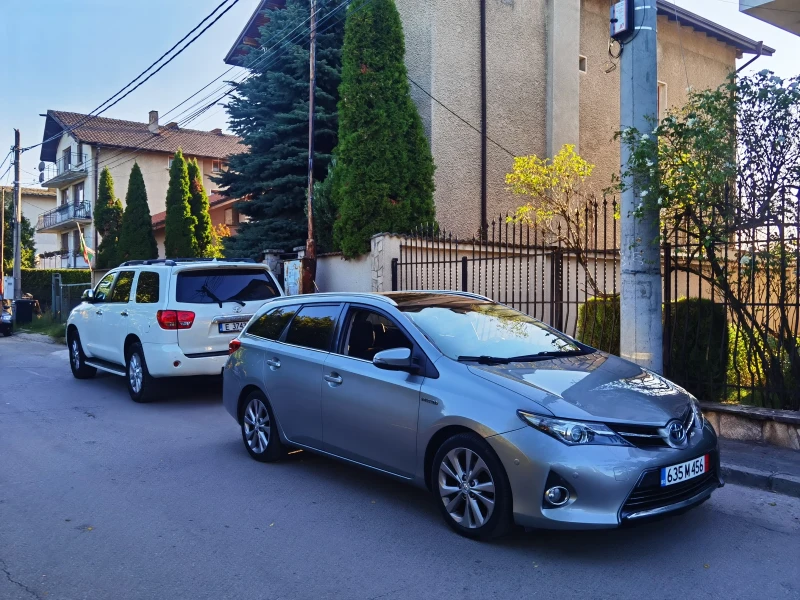 Toyota Auris Touring Sports уникат! , снимка 8 - Автомобили и джипове - 47775087