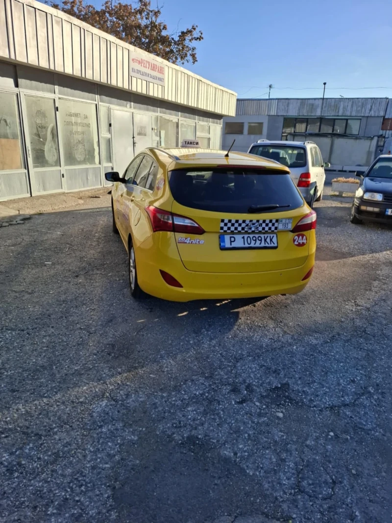 Hyundai I30, снимка 4 - Автомобили и джипове - 48330024