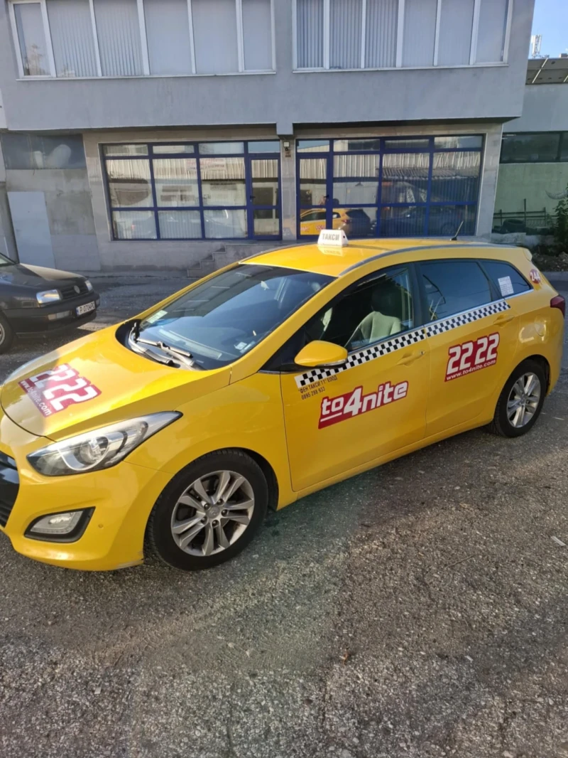 Hyundai I30, снимка 1 - Автомобили и джипове - 48330024