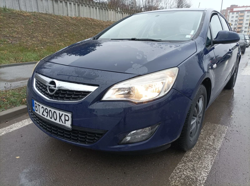 Opel Astra, снимка 3 - Автомобили и джипове - 48085659