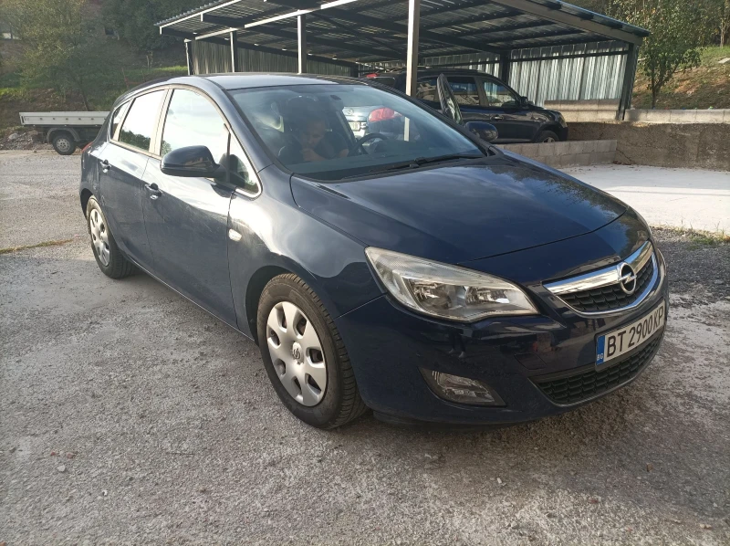 Opel Astra, снимка 3 - Автомобили и джипове - 48085659