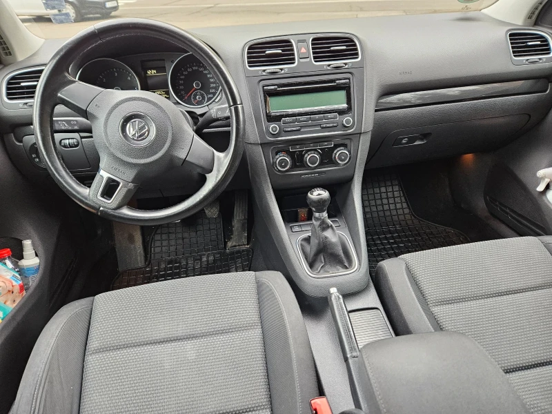 VW Golf, снимка 8 - Автомобили и джипове - 49317798