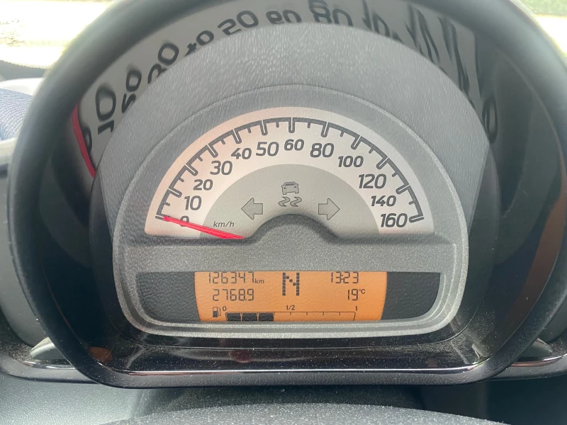 Smart Fortwo MHD coupe 71к.с., automat, снимка 9 - Автомобили и джипове - 52145851