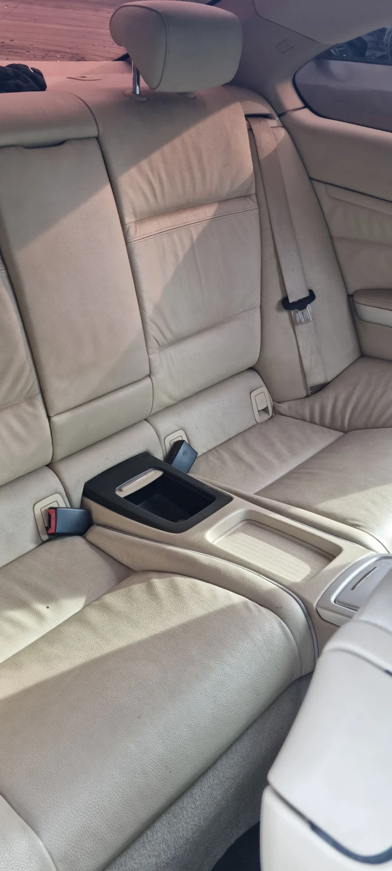 BMW 320, снимка 11 - Автомобили и джипове - 52418932