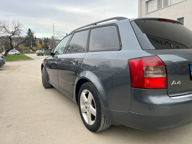 Audi A4 1.9 TDI 131+ + Напълно обслужена, снимка 9 - Автомобили и джипове - 52583990