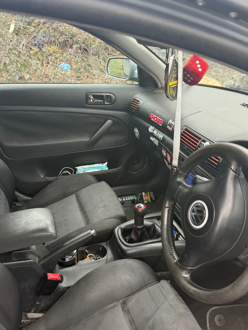 VW Passat, снимка 6 - Автомобили и джипове - 53000904