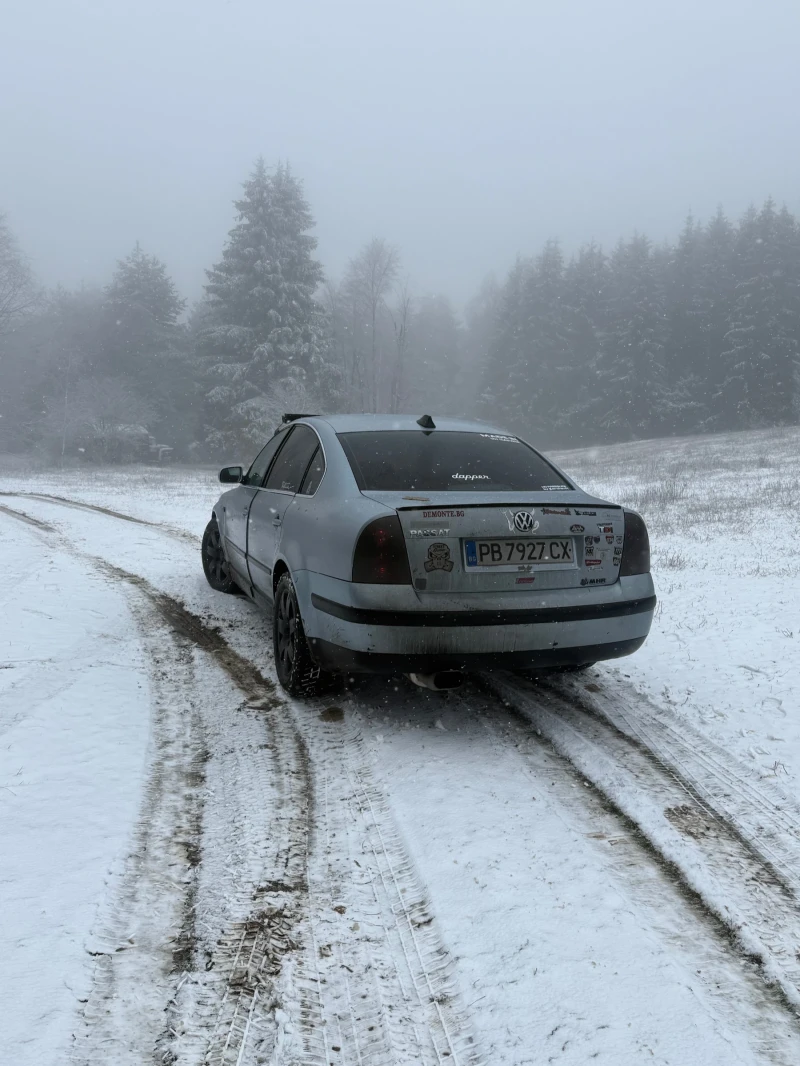 VW Passat, снимка 3 - Автомобили и джипове - 53000904