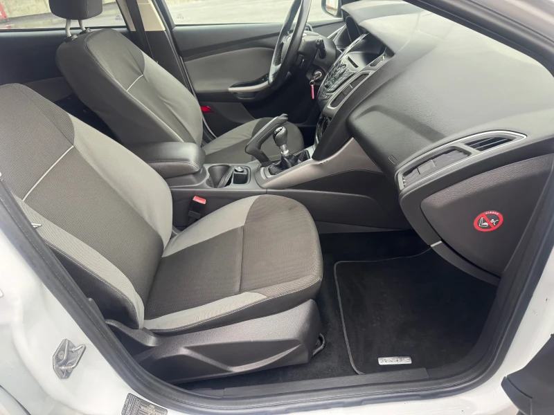 Ford Focus 1.6TDCI, снимка 12 - Автомобили и джипове - 53056989
