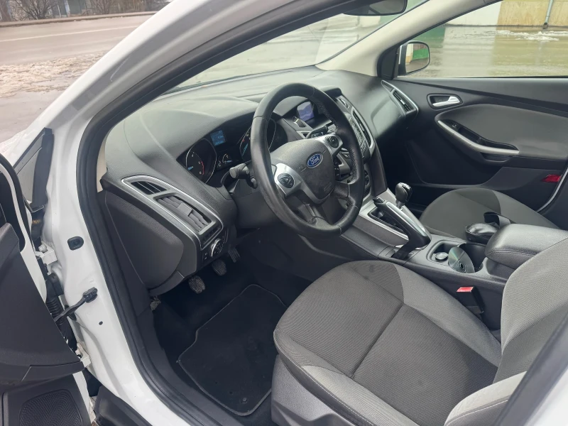 Ford Focus 1.6TDCI, снимка 10 - Автомобили и джипове - 53056989