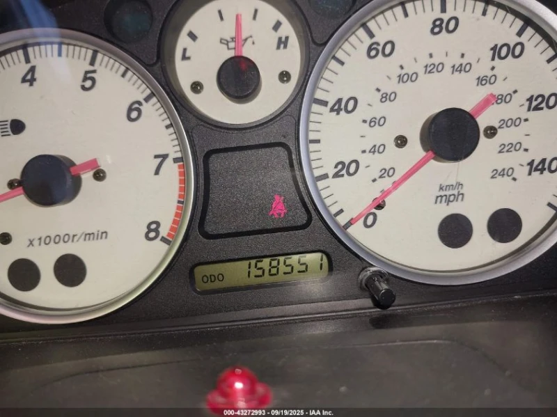 Mazda Mx-5 1.8L I-4 DOHC, VVT, 142HP Rear Wheel Drive, снимка 7 - Автомобили и джипове - 53100838