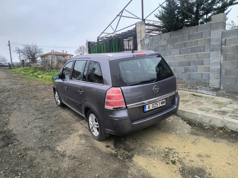 Opel Zafira 1.9 cdti 6+ 1, запазена, обслужена, АКПП 6ст., снимка 5 - Автомобили и джипове - 53156253