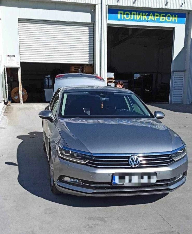 VW Passat, снимка 2 - Автомобили и джипове - 48617916