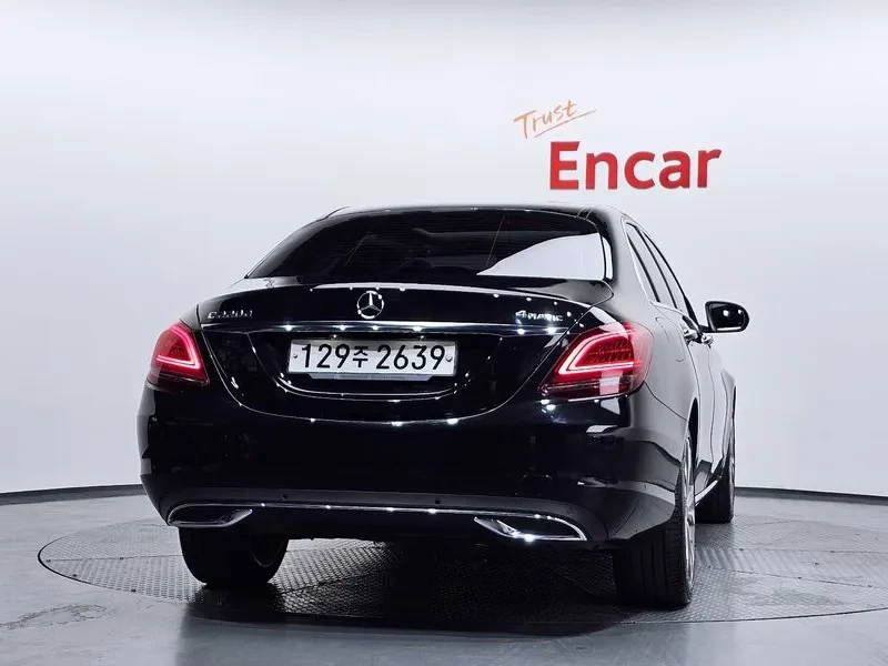 Mercedes-Benz C 220 - САМО 30% АВАНС, снимка 4 - Автомобили и джипове - 55570266