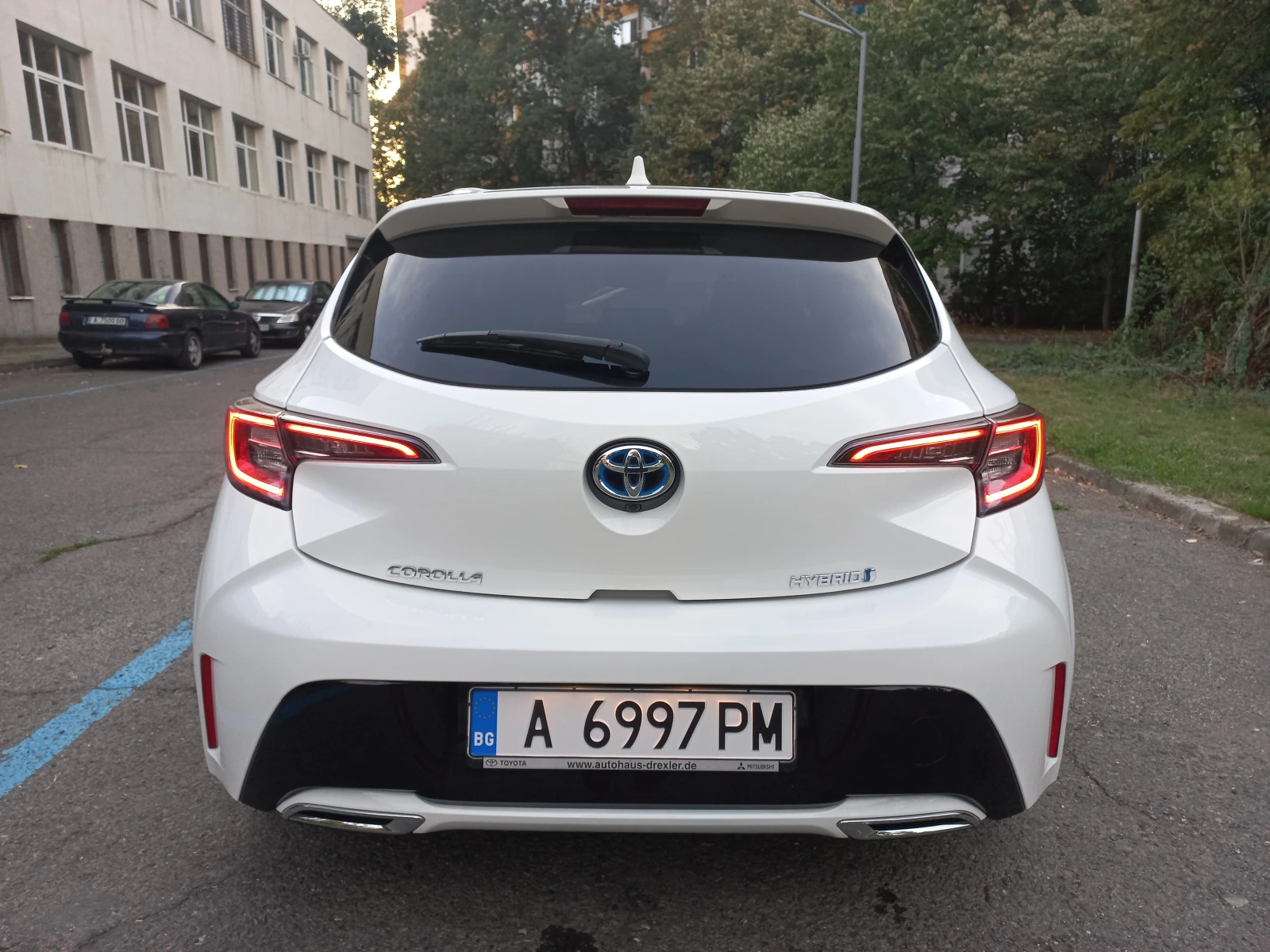 Toyota Corolla 2.0  Hybrid  Club - изображение 5