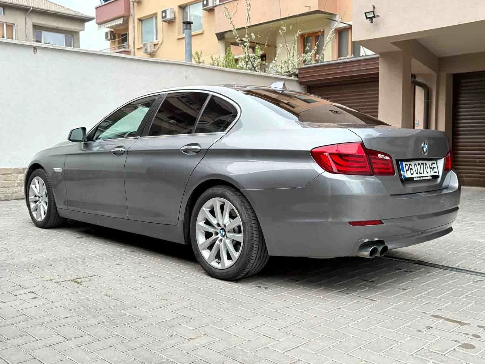 BMW 530 3.0D/245hp/ОБСЛУЖЕН/СМЕНЕНИ ВЕРИГИ/нов внос - изображение 6