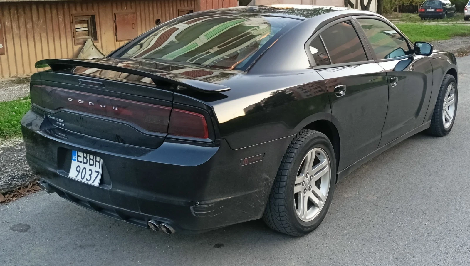 Dodge Charger RT 5.7HEMI AWD - изображение 3