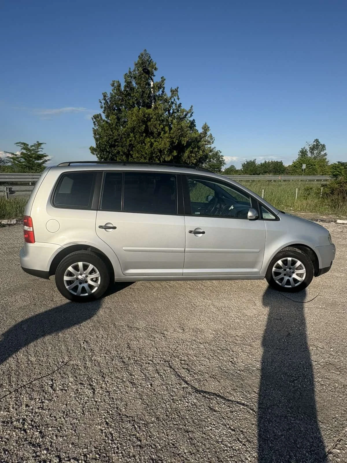 VW Touran  - изображение 2