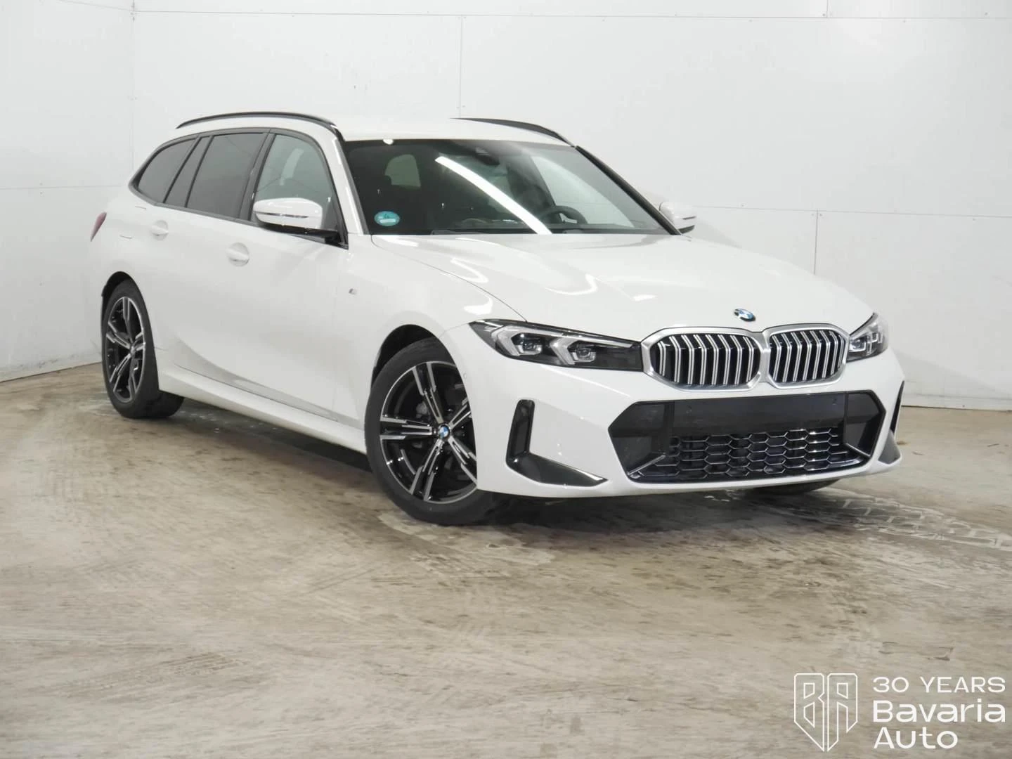 BMW 318 i Touring M Sport Paket Steptronic - изображение 4