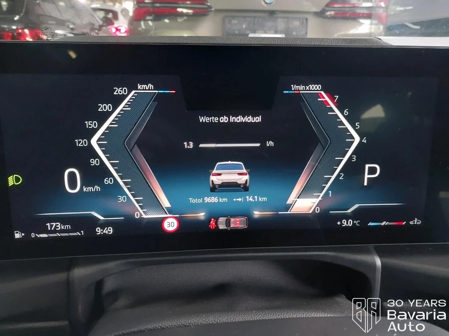 BMW 318 i Touring M Sport Paket Steptronic - изображение 9