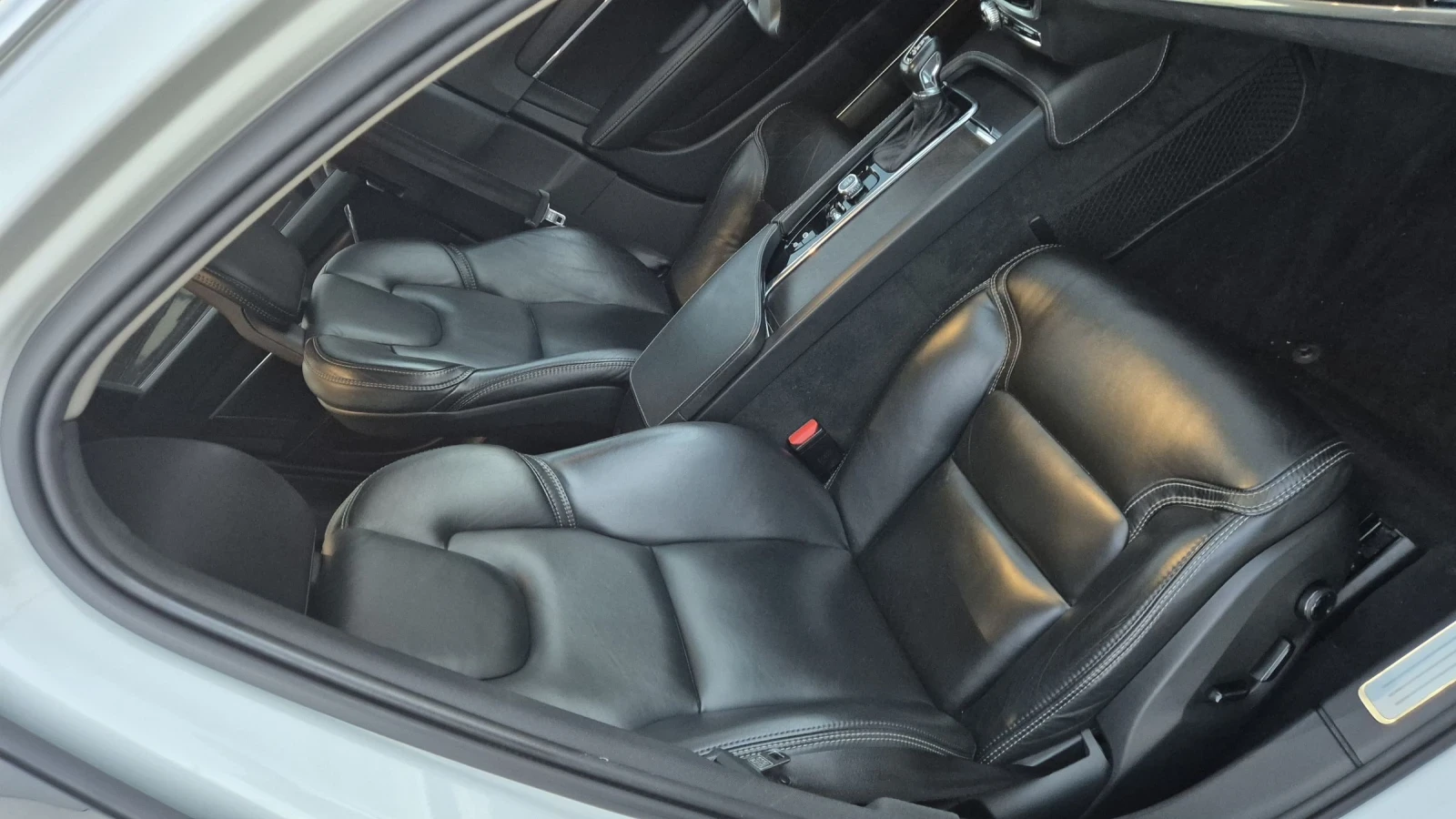 Volvo V90 Cross Country 2.0 R-DESING 183.100%    | Mobile.bg   15