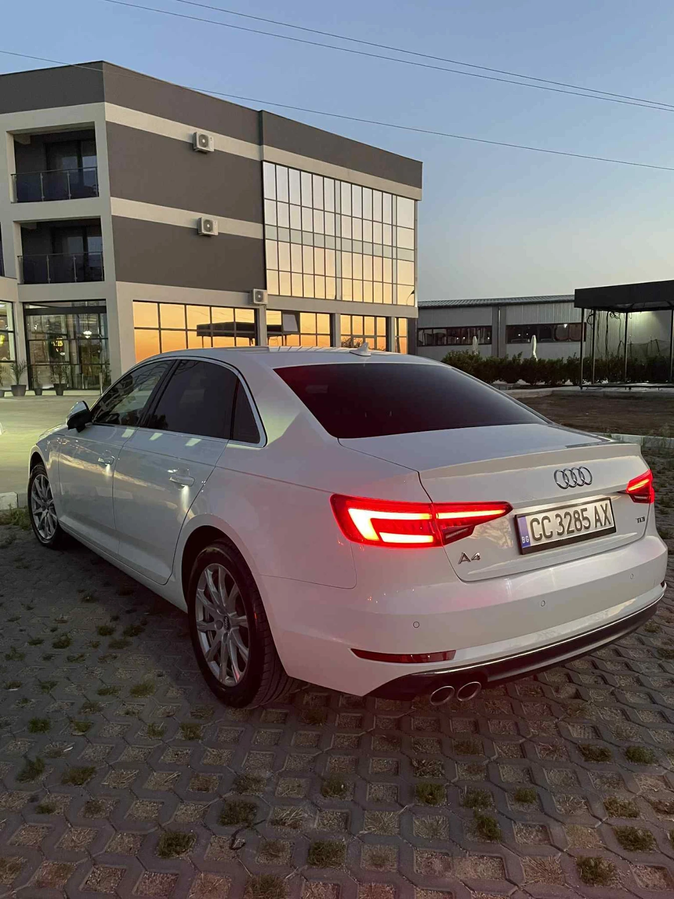 Audi A4 Limousine - изображение 5