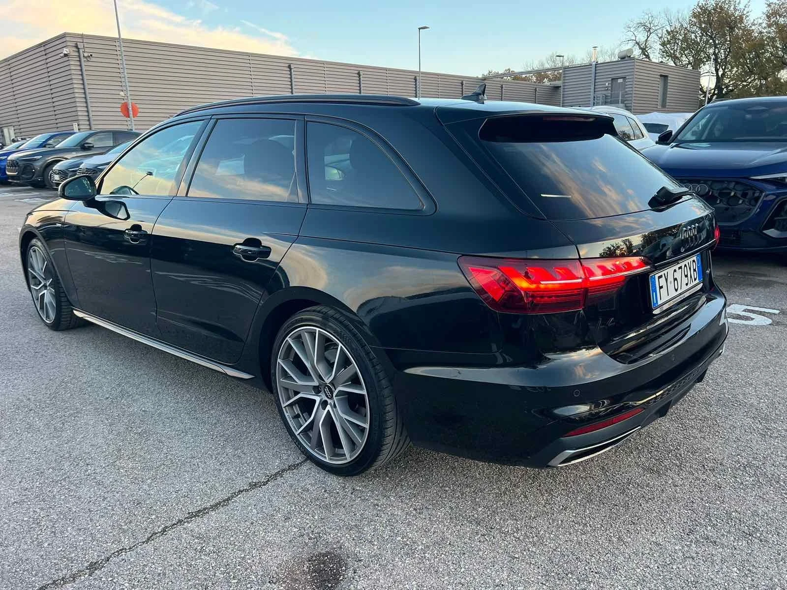 Audi A4 40TDI* Quattro* 3xS-LINE* Virtual * Matrix* Pano - изображение 6