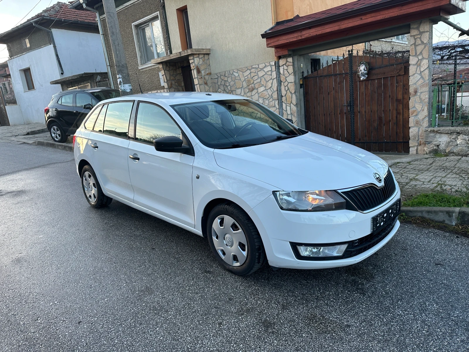 Skoda Rapid 1.2TSI 105 | Mobile.bg � ����������� 5