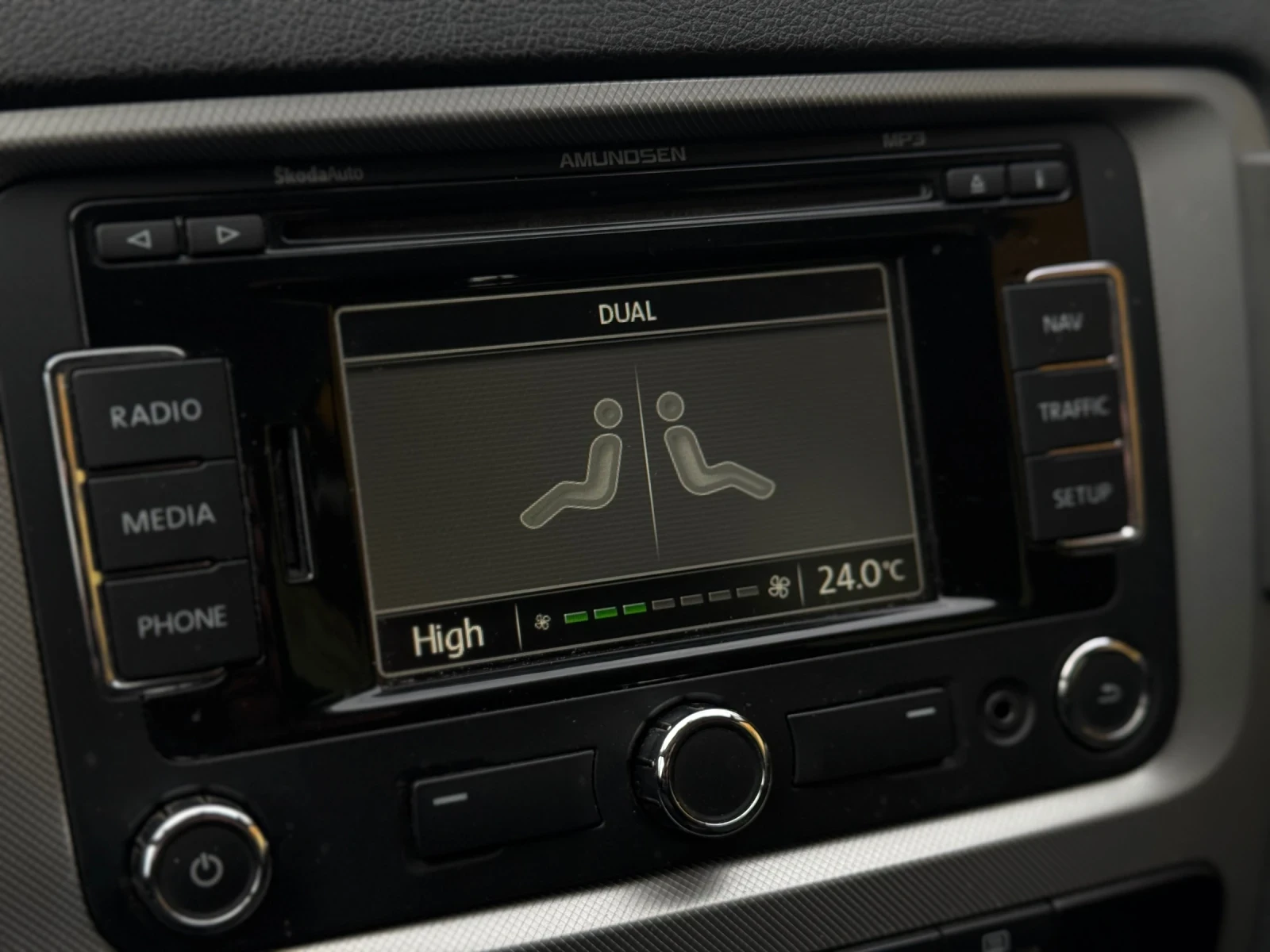 Skoda Octavia 2.0 tdi - изображение 10