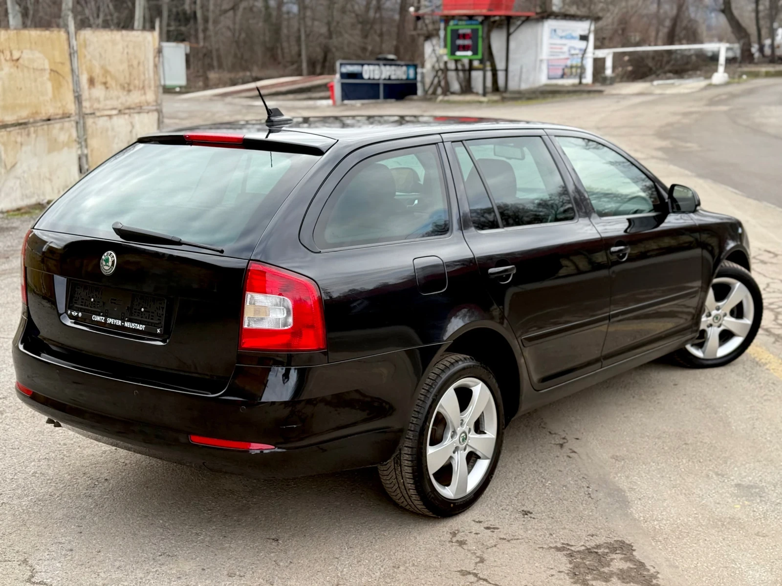 Skoda Octavia 2.0 tdi - изображение 3