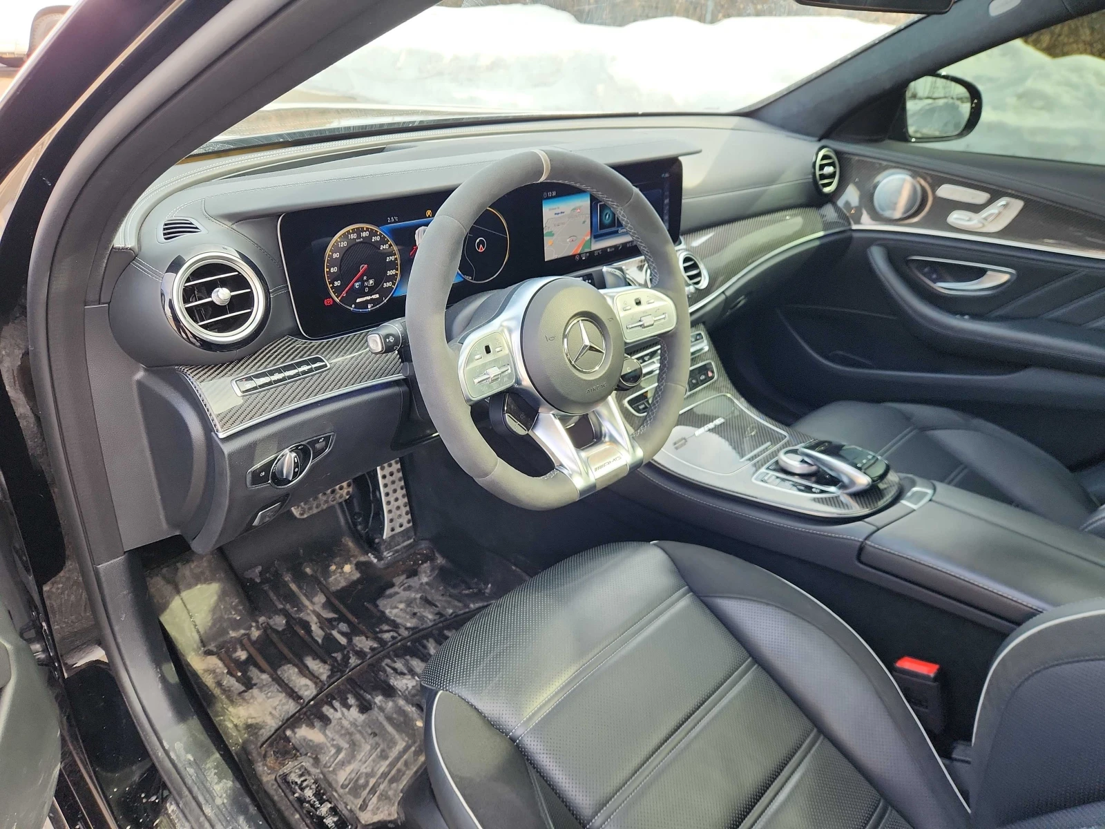 Mercedes-Benz E 63 AMG 4MATIC - изображение 6