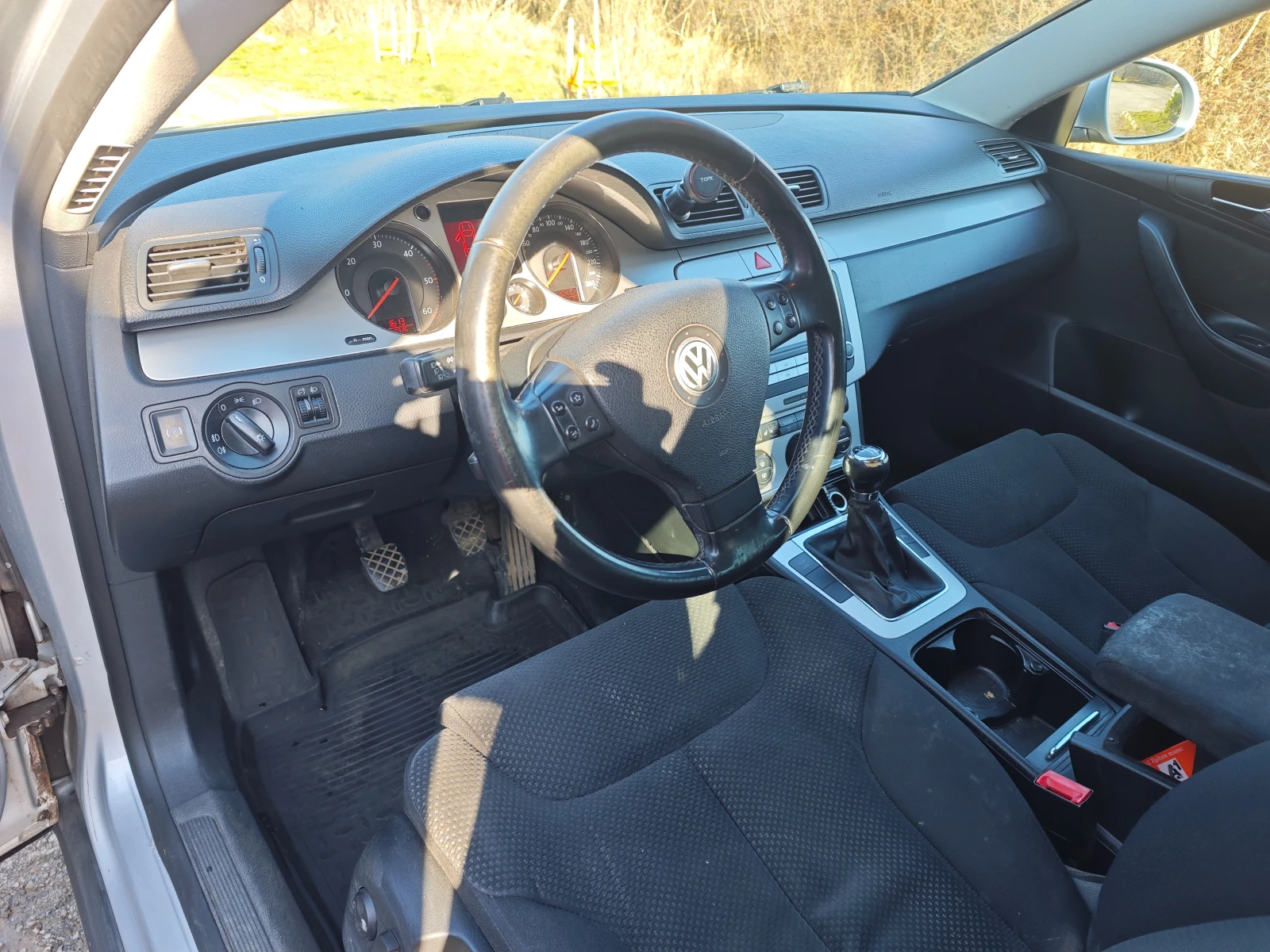 VW Passat, снимка 10 - Автомобили и джипове - 53866959