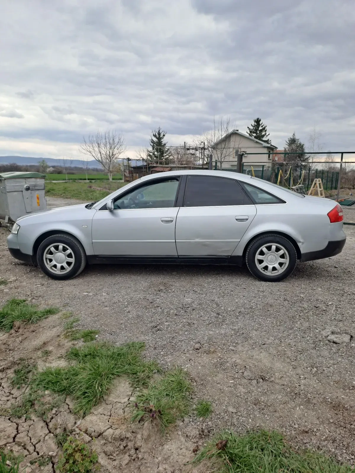 Audi A6 1.9 TDI, снимка 2 - Автомобили и джипове - 53902252