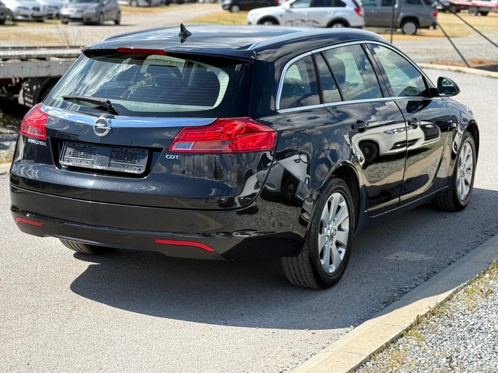Opel Insignia 2.0CDTI , снимка 5 - Автомобили и джипове - 54414925
