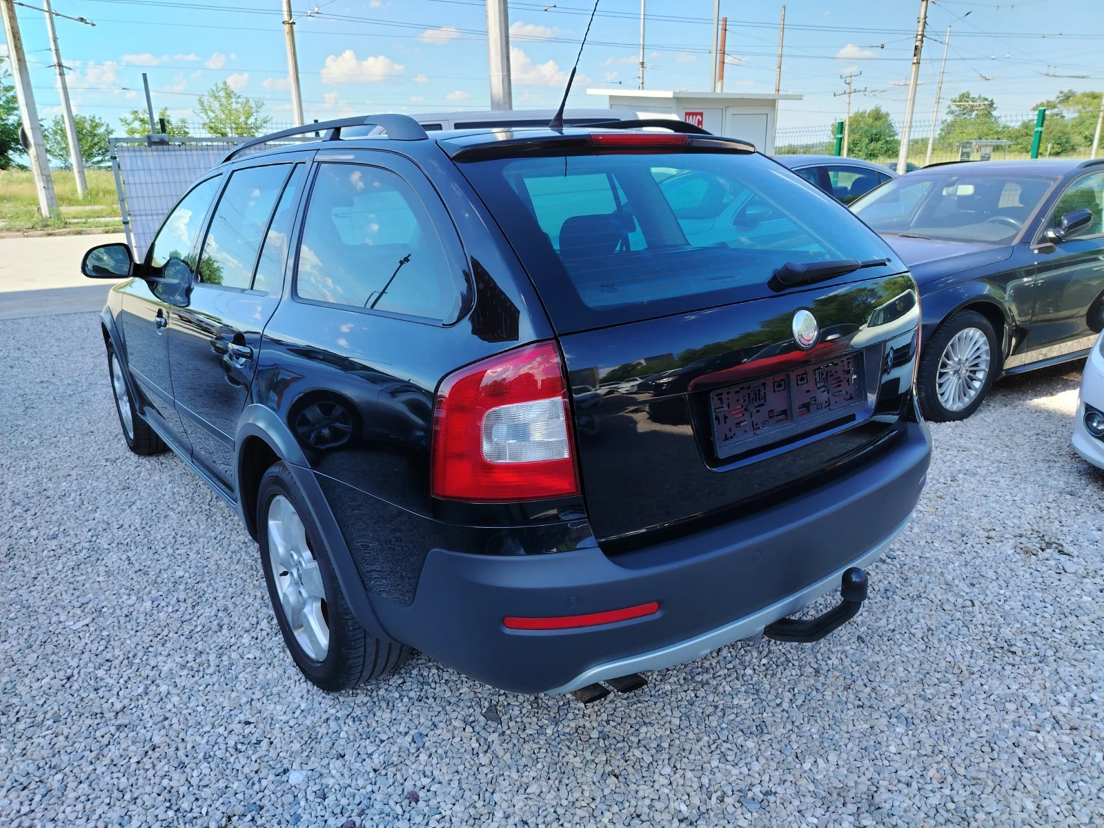 Skoda Octavia 2.0 TDI SCOUT, снимка 3 - Автомобили и джипове - 54735353
