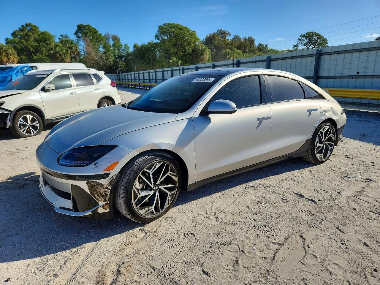 Hyundai Ioniq 6 LIMITED* LONG RANGE* RWD* BOSE* HEAD-UP* AMBIENT | Mobile.bg � ����������� 2
