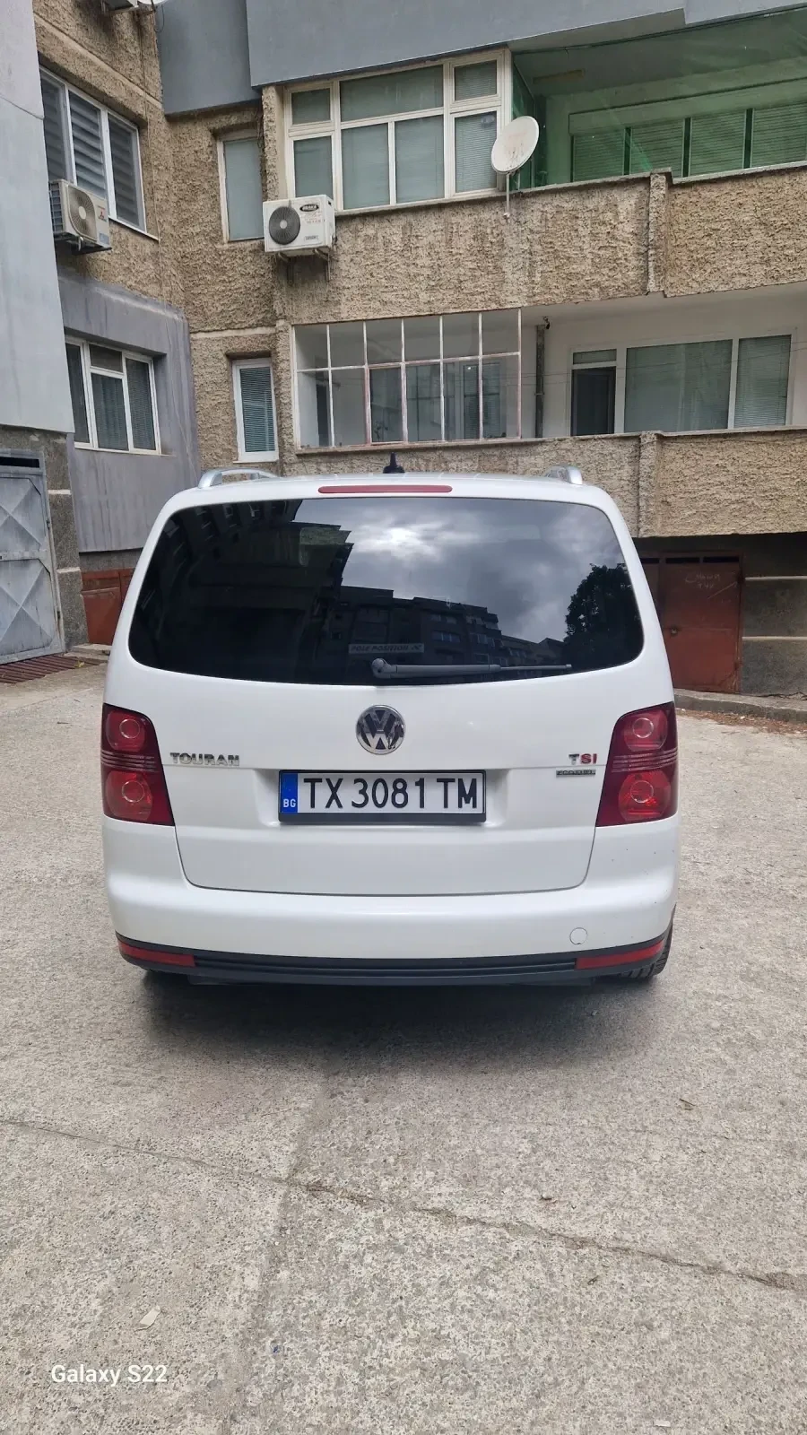 VW Touran, снимка 2 - Автомобили и джипове - 54721709