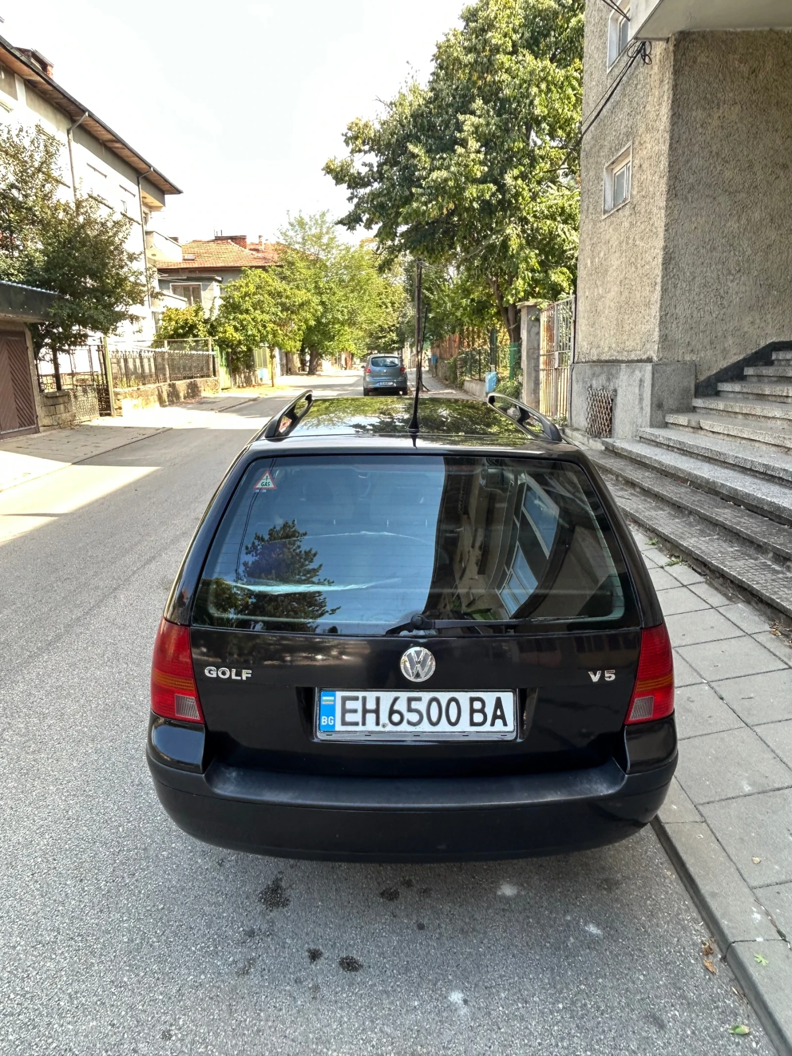 VW Golf, снимка 4 - Автомобили и джипове - 55941110