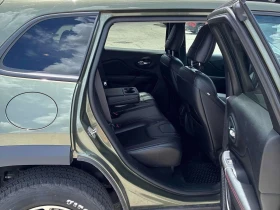 Jeep Cherokee * Trailhawk * CARFAX * ПОДГРЕВИ * ПАНО * KEYLESS | Auto.bg — изображение 11