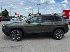 Jeep Cherokee * Trailhawk * CARFAX * ПОДГРЕВИ * ПАНО * KEYLESS | Auto.bg — изображение 2