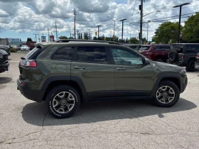 Jeep Cherokee * Trailhawk * CARFAX * ПОДГРЕВИ * ПАНО * KEYLESS | Auto.bg — изображение 3