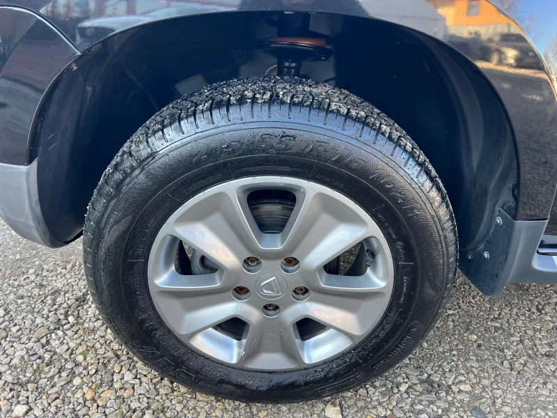 Dacia Duster 1.6LPG* НАВИГАЦИЯ* , снимка 9 - Автомобили и джипове - 52857759