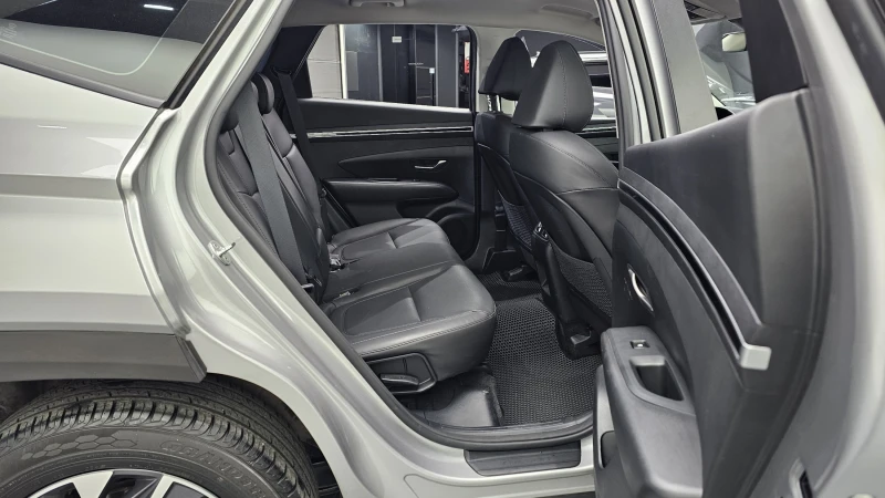 Hyundai Tucson 2.0CRDI/4x4/Пълна сервизна !!!, снимка 9 - Автомобили и джипове - 53445807