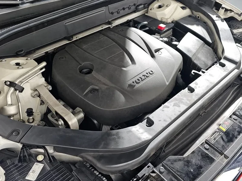 Volvo XC60 D4 - САМО 30% АВАНС, снимка 6 - Автомобили и джипове - 55927654