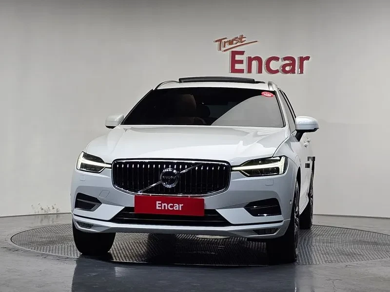 Volvo XC60 D4 - САМО 30% АВАНС, снимка 3 - Автомобили и джипове - 55927654