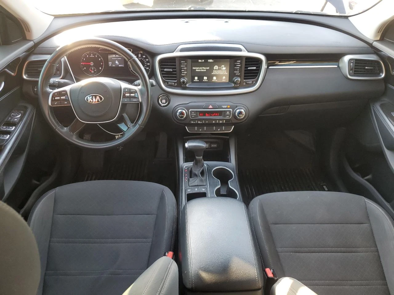 Kia Sorento  | Mobile.bg   7