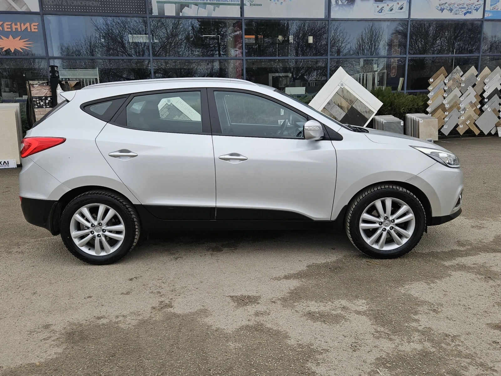 Hyundai IX35 2.0crdi--FACE--AUTOMAT - изображение 8