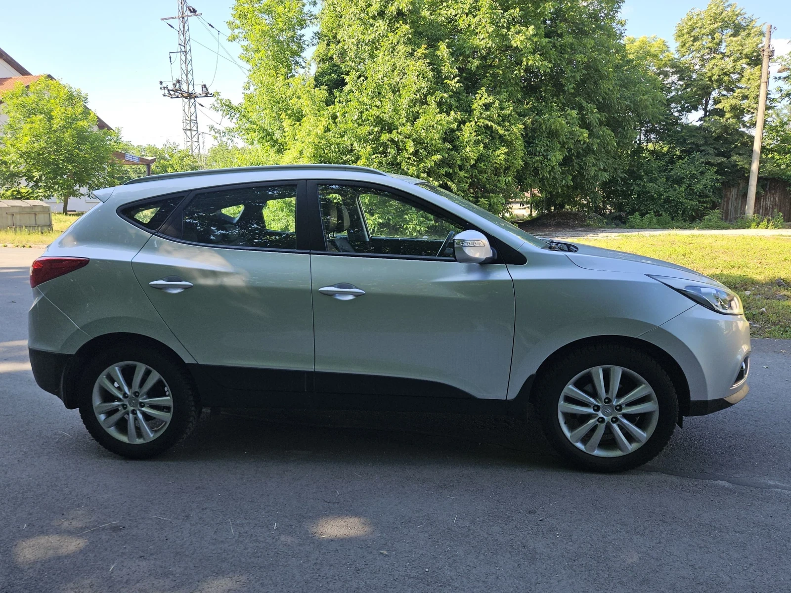 Hyundai IX35 2.0crdi--FACE--AUTOMAT, снимка 4 - Автомобили и джипове - 53476590